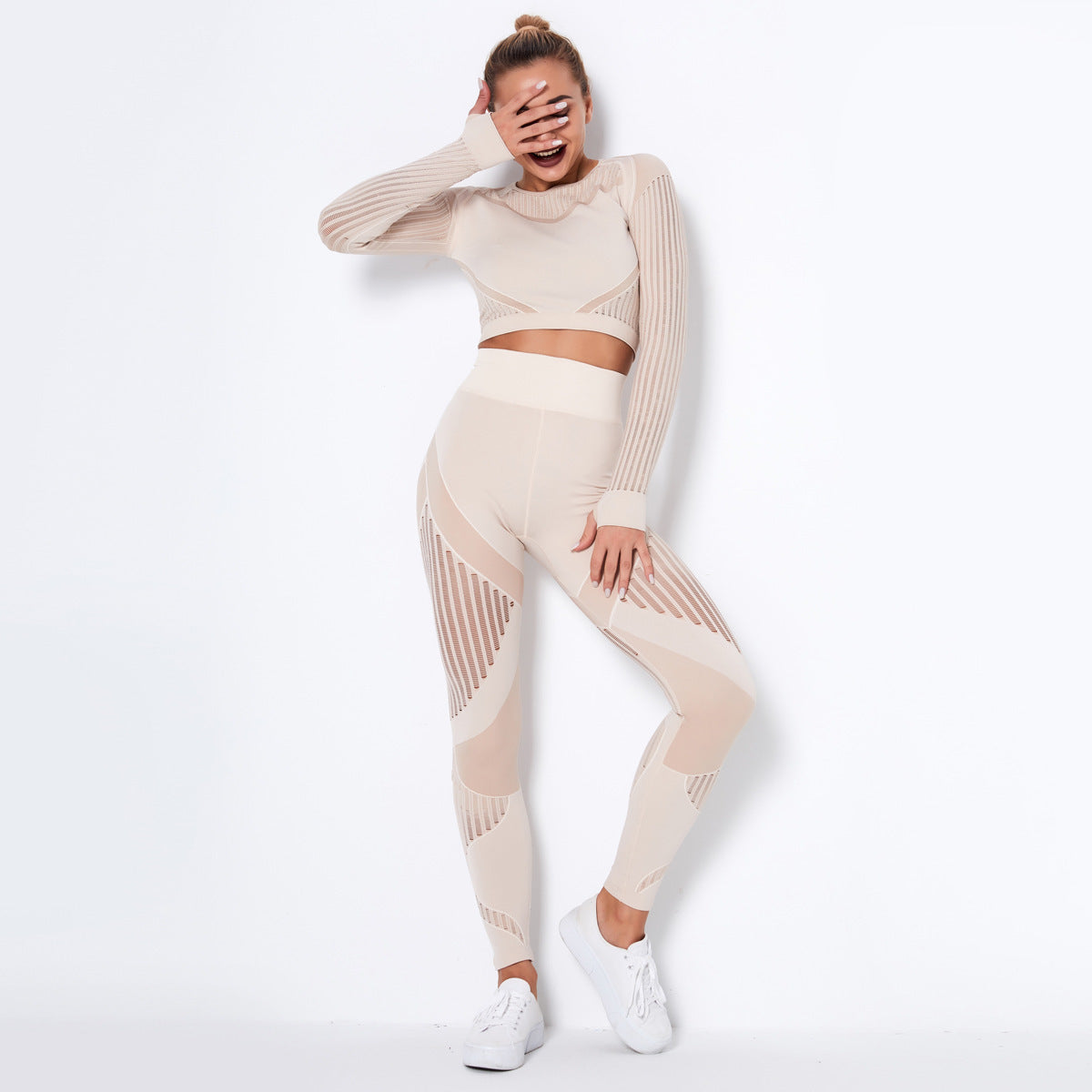 Seamless Yoga Suit : Long-Sleeved Absorbent Knit Activewear