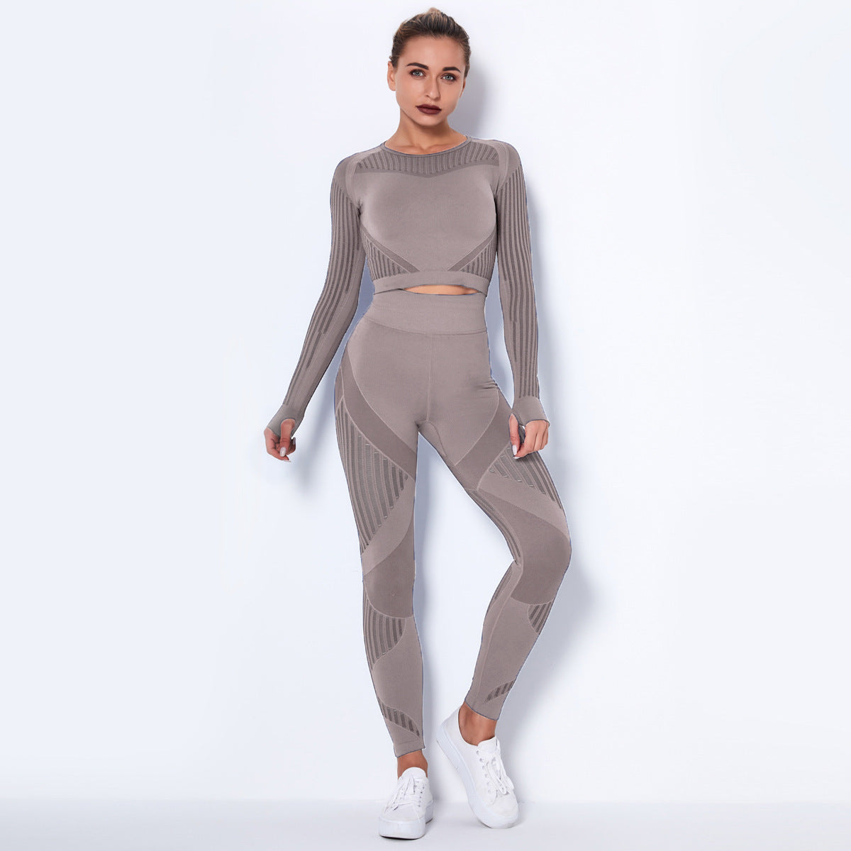 Seamless Yoga Suit : Long-Sleeved Absorbent Knit Activewear