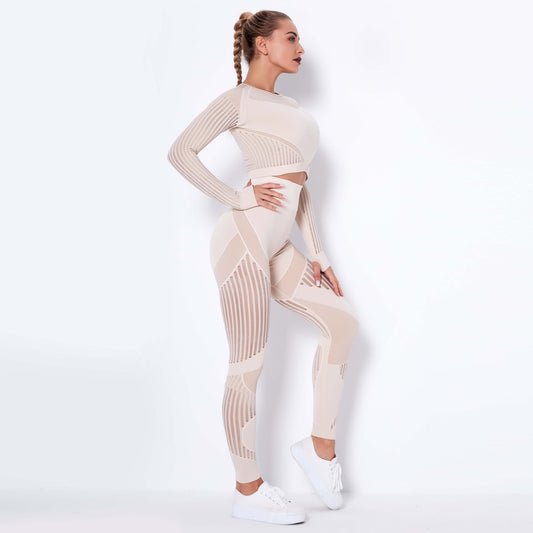 Seamless Yoga Suit : Long-Sleeved Absorbent Knit Activewear